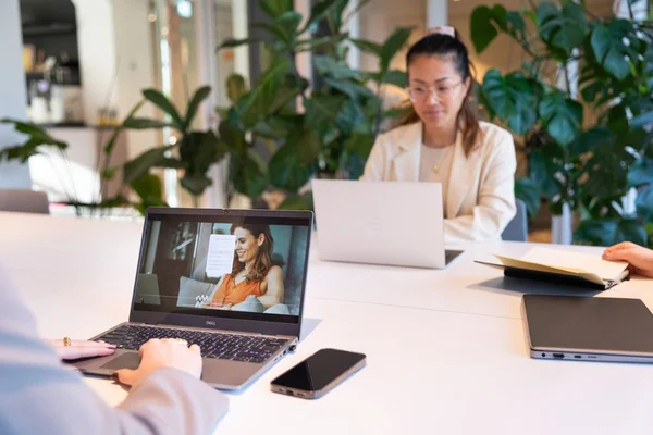 Disas internationella programvara för bakgrundskontroll, en tillämpning för screening från DISA